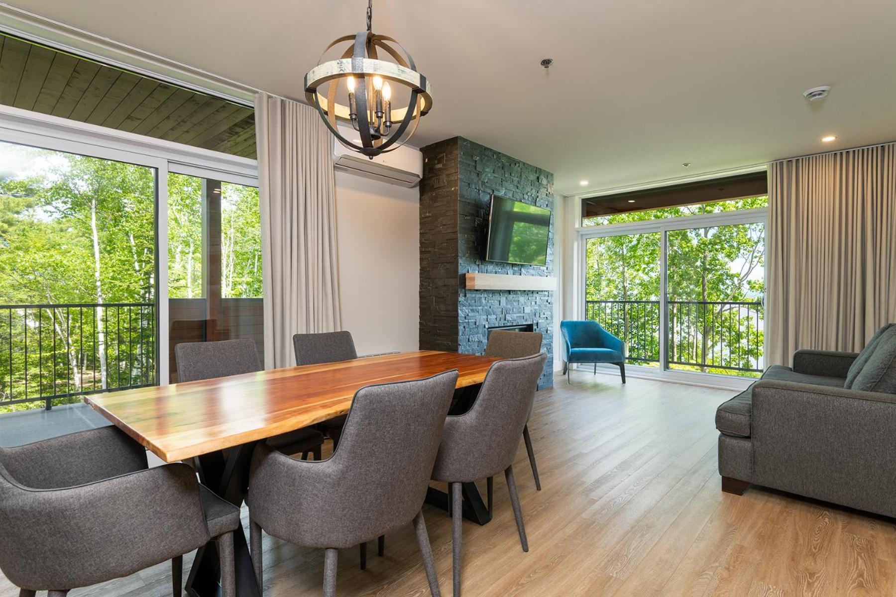 Les Appartements Du Massif De Charlevoix Petite-Riviere-Saint-Francois Εξωτερικό φωτογραφία