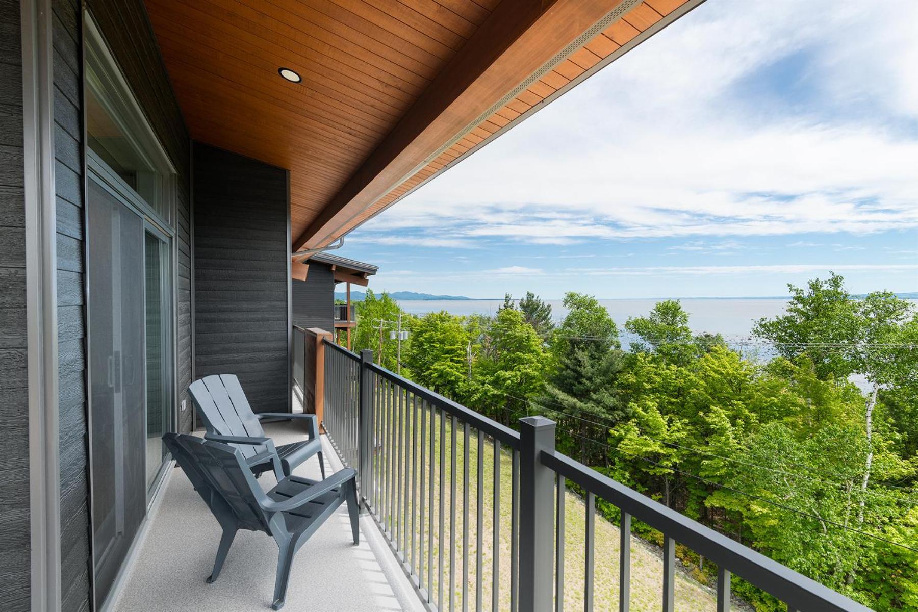 Les Appartements Du Massif De Charlevoix Petite-Riviere-Saint-Francois Εξωτερικό φωτογραφία